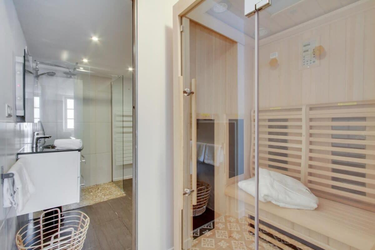 Palm House Sauna City Center Ideal Insead Фонтенбло Экстерьер фото